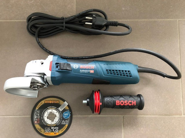 Bosch blauw haakse slijper GWX 17-125 S inclusief 100 X-LOCK doorslijpschijven - Weldingshop